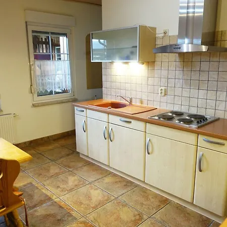 Ferienwohnung Mit Wasserbett Fw2 * Saalfeld Saale